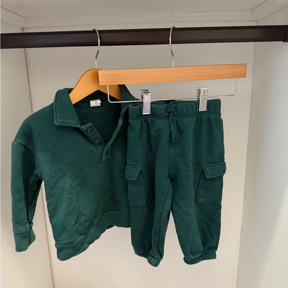 GAP Kids Dark Green Sweatpants & Joggers Set